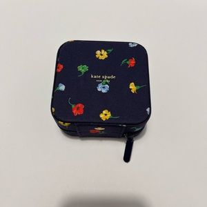 kate spade travel jewelry holder with zipper